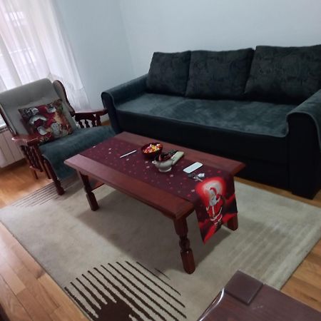 Cozy Skopje Retreat 2 Daire Dış mekan fotoğraf